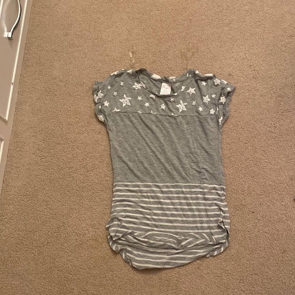 Top star bottom strip middle plain short sleeved shirt